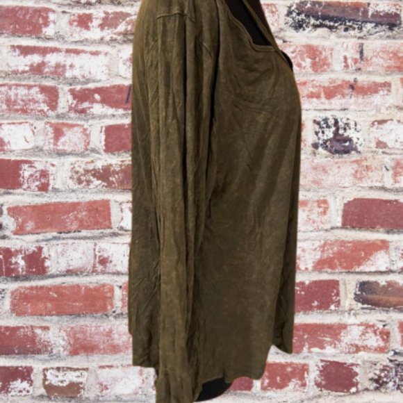 Olive Green Mineral Washed Long Sleeve T-Shirt  (2) - Picture 4 of 8